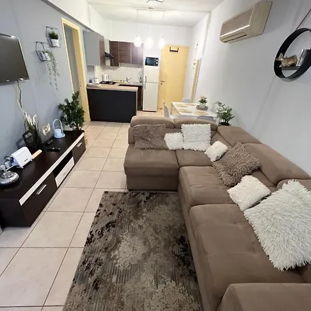 Carisa Hostel Larnaca