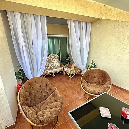 Hostel Carisa Lárnaka