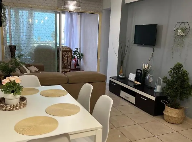 Carisa Auberge de jeunesse Larnaca